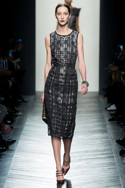 Look 37